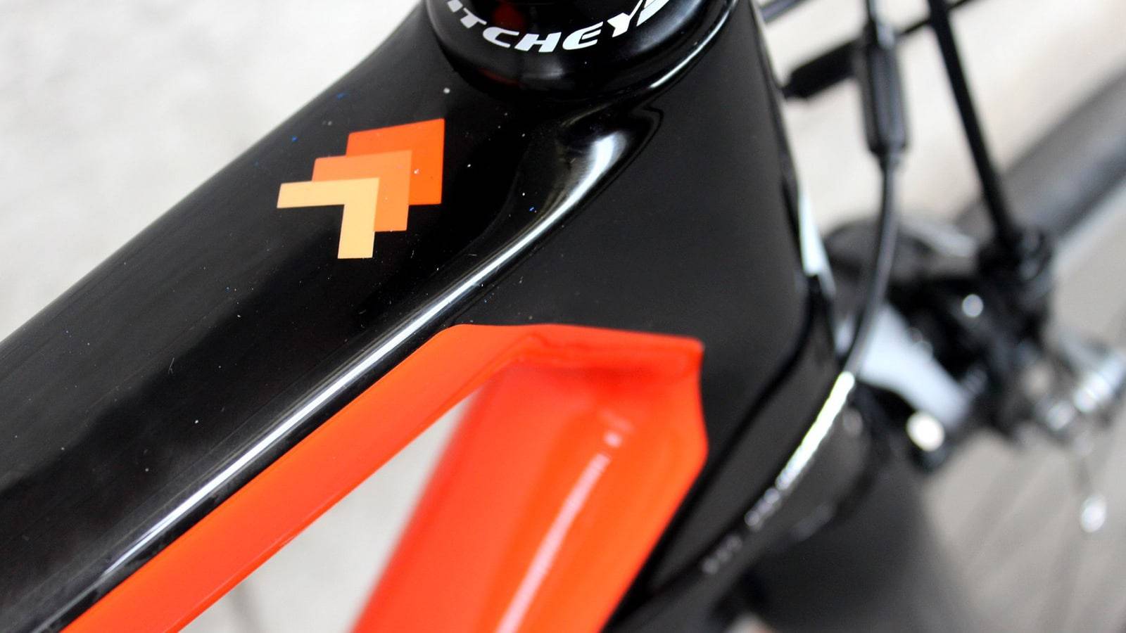 The best road bikes for under £1000