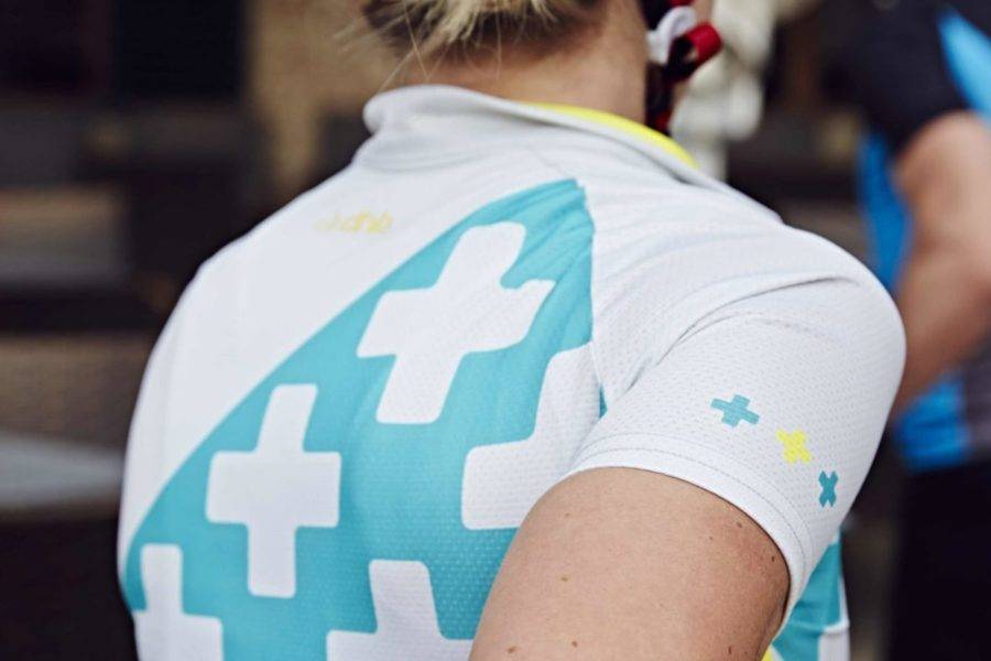 Womans cycling clothing